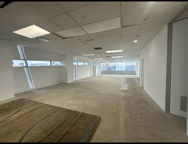 423M² OFFICE TO LET IN SANDTON CENTRAL